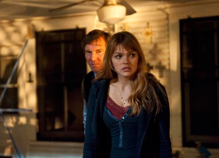 Review: BENEATH THE DARKNESS