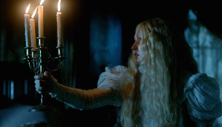 Q&A: CRIMSON PEAK Heroine Mia Wasikowska