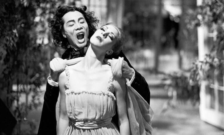 Review: DRACULA: PAGES FROM A VIRGIN’S DIARY