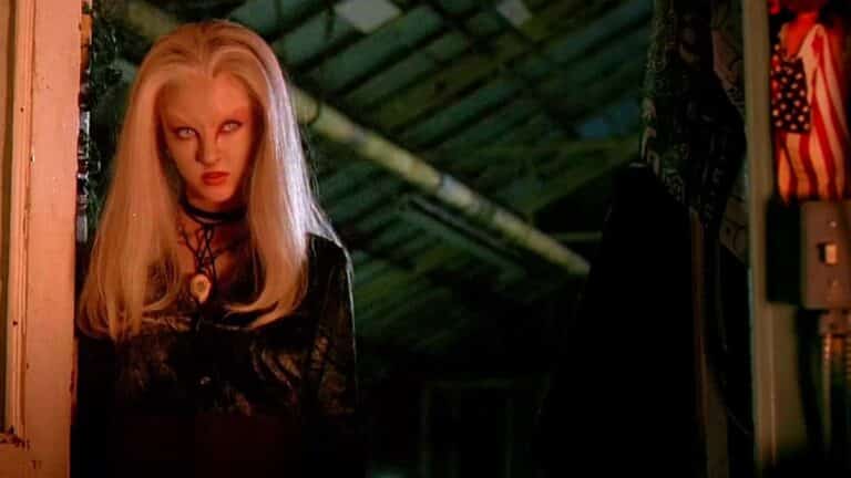 Review: GINGER SNAPS