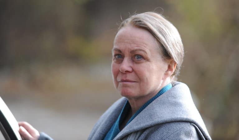 Q&A: Actress Jacki Weaver On The Ghost Story HAUNT