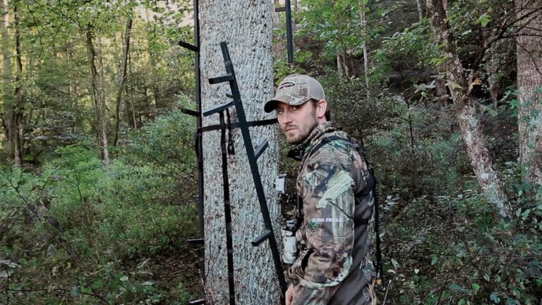 Q&A: THE COLLECTOR Star Josh Stewart Talks His Directorial Debut THE HUNTED