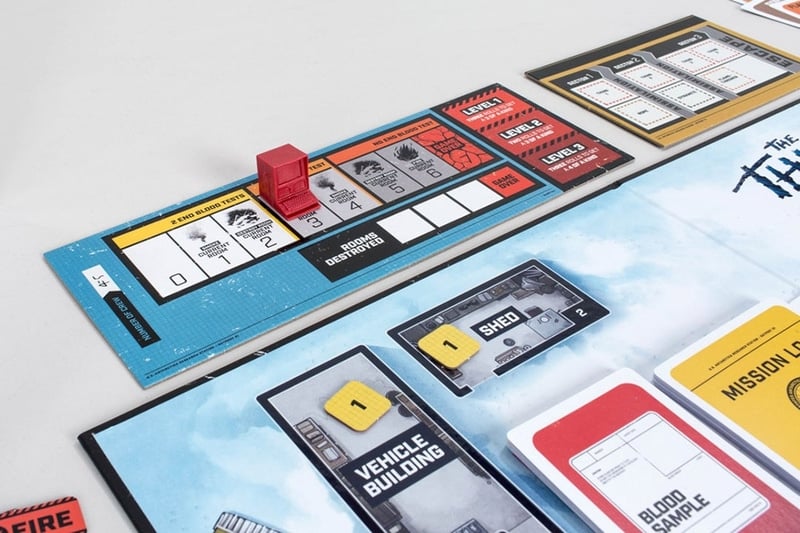 Mondo-TheThing-Components2