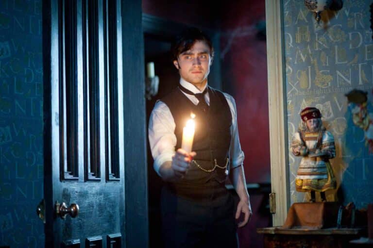 Review: THE WOMAN IN BLACK