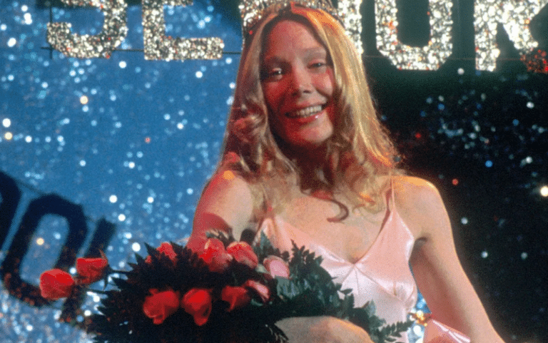 Sissy Spacek in Brian De Palma's CARRIE (Credit: United Artists)