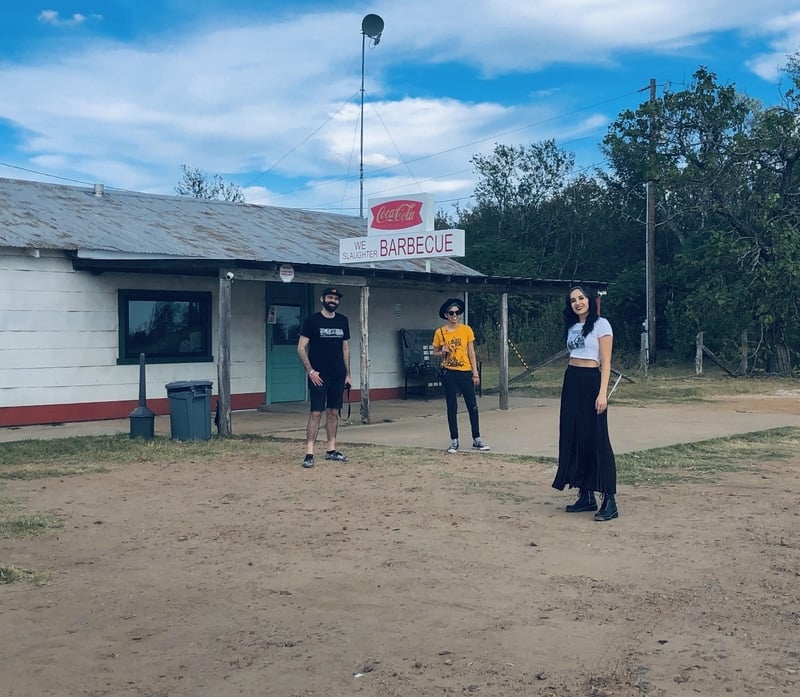 gas_station3.width-800