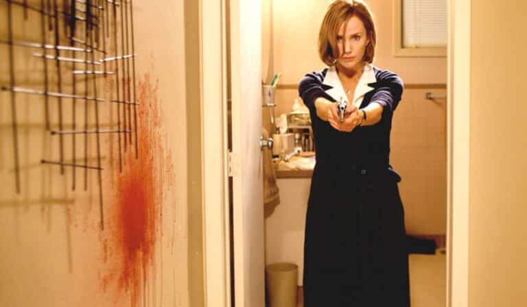 Reviews: MOTHER’S DAY (2012)