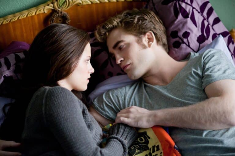 Review: THE TWILIGHT SAGA: ECLIPSE