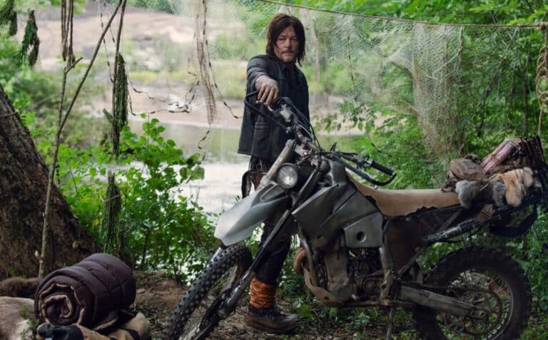 FEAR THE WALKING DEAD Is Ending, Three New WALKING DEAD Spin-Offs Are En Route