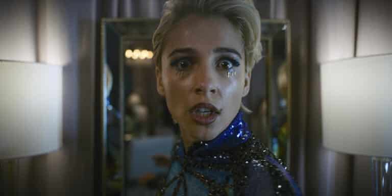 Naomi Scott in SMILE 2.