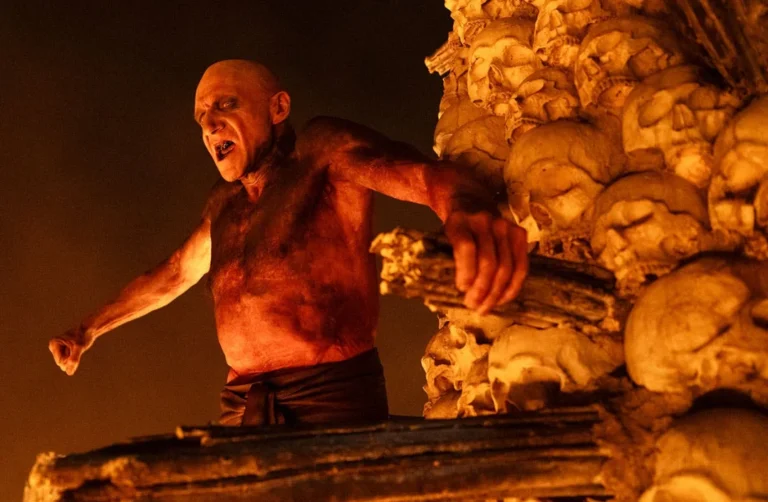 Ralph Fiennes as Dr Kelson in Nia DaCosta's 28 YEARS LATER: THE BONE TEMPLE (Credit: Sony)