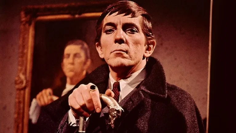 DARK SHADOWS (Credit: Peacock)