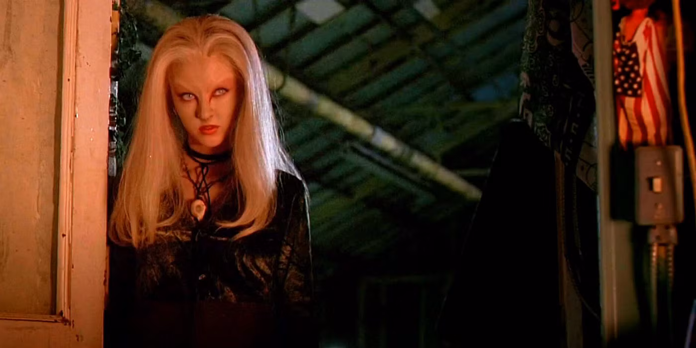 Katharine Isabelle in post transformation goth grunge werewolf look fo John Fawcett's 2000 GINGER SNAPS