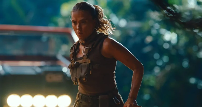 New JURASSIC WORLD REBIRTH Images Preview Stars Scarlett Johansson And Jonathan Bailey In Action