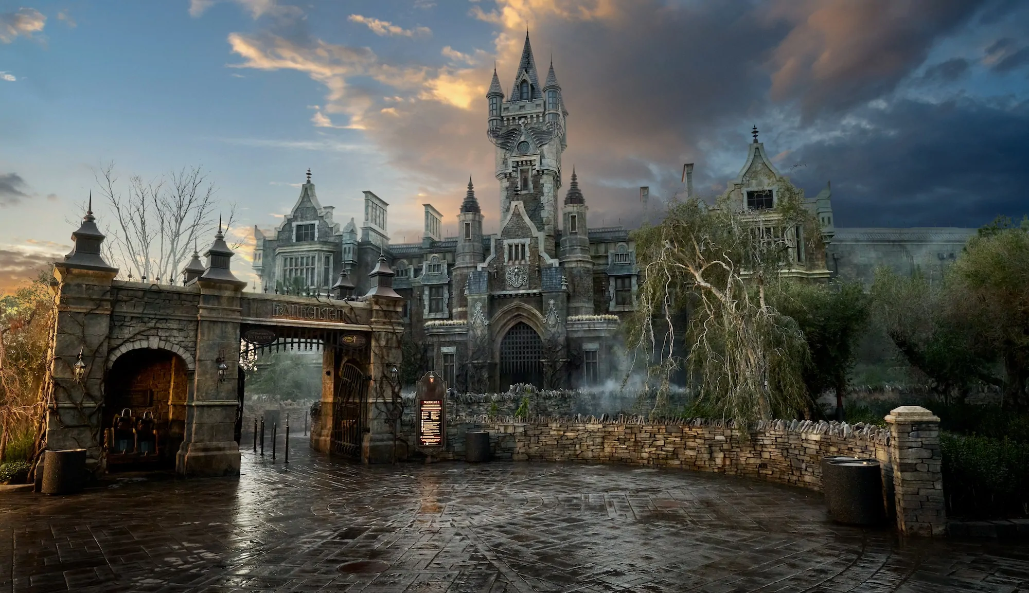 Universal's DARK UNIVERSE Finally Gets Its First Image
