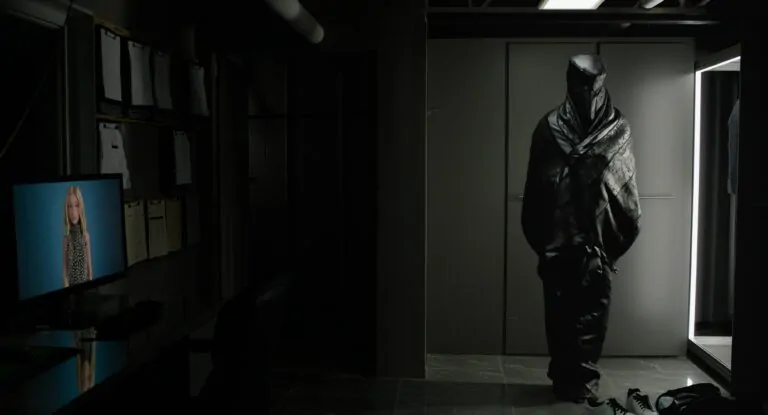 THE SHROUDS Latest Trailer Teases A New Technological Nightmare From David Cronenberg