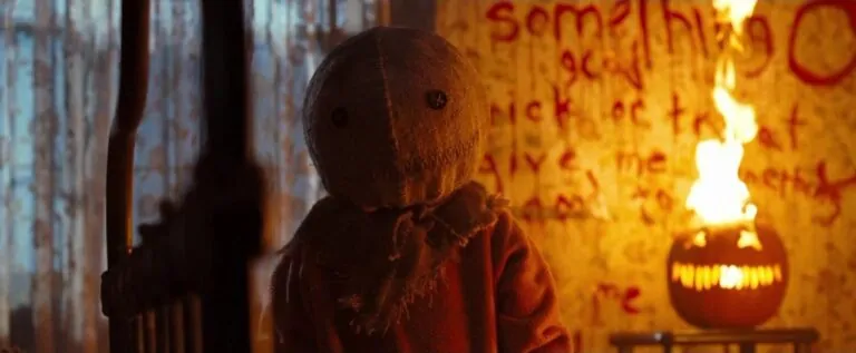 18 Of Our Favorite Horror Movies Set On Halloween