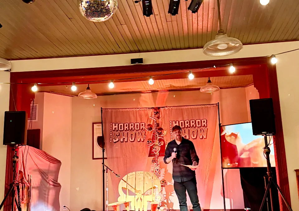 Jeremy Robert Johnson onstage at the Telluride Horror Show Creepy Campfire event