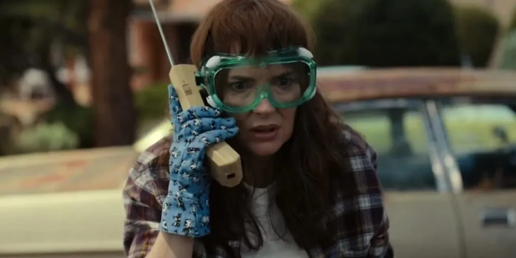 Winona Ryder in STRANGER THINGS (Credit: Netflix)