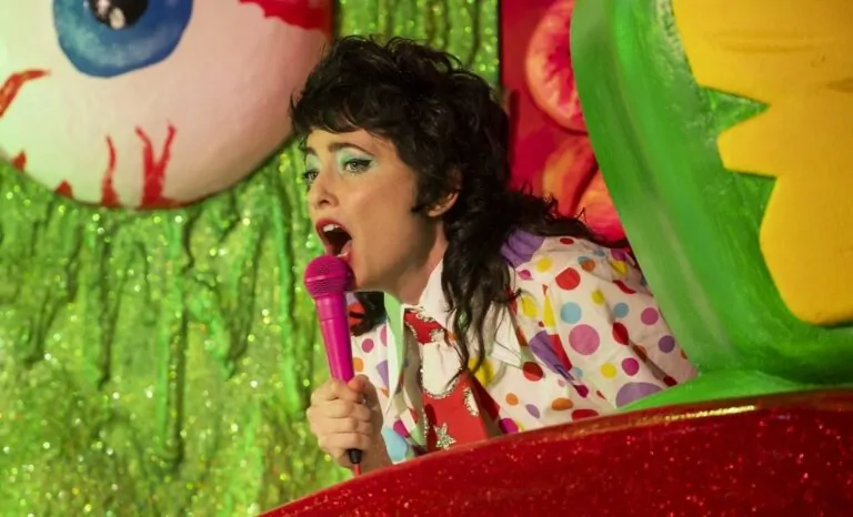 SARAH SQUIRM: LIVE + IN THE FLESH (Credit: HBO)