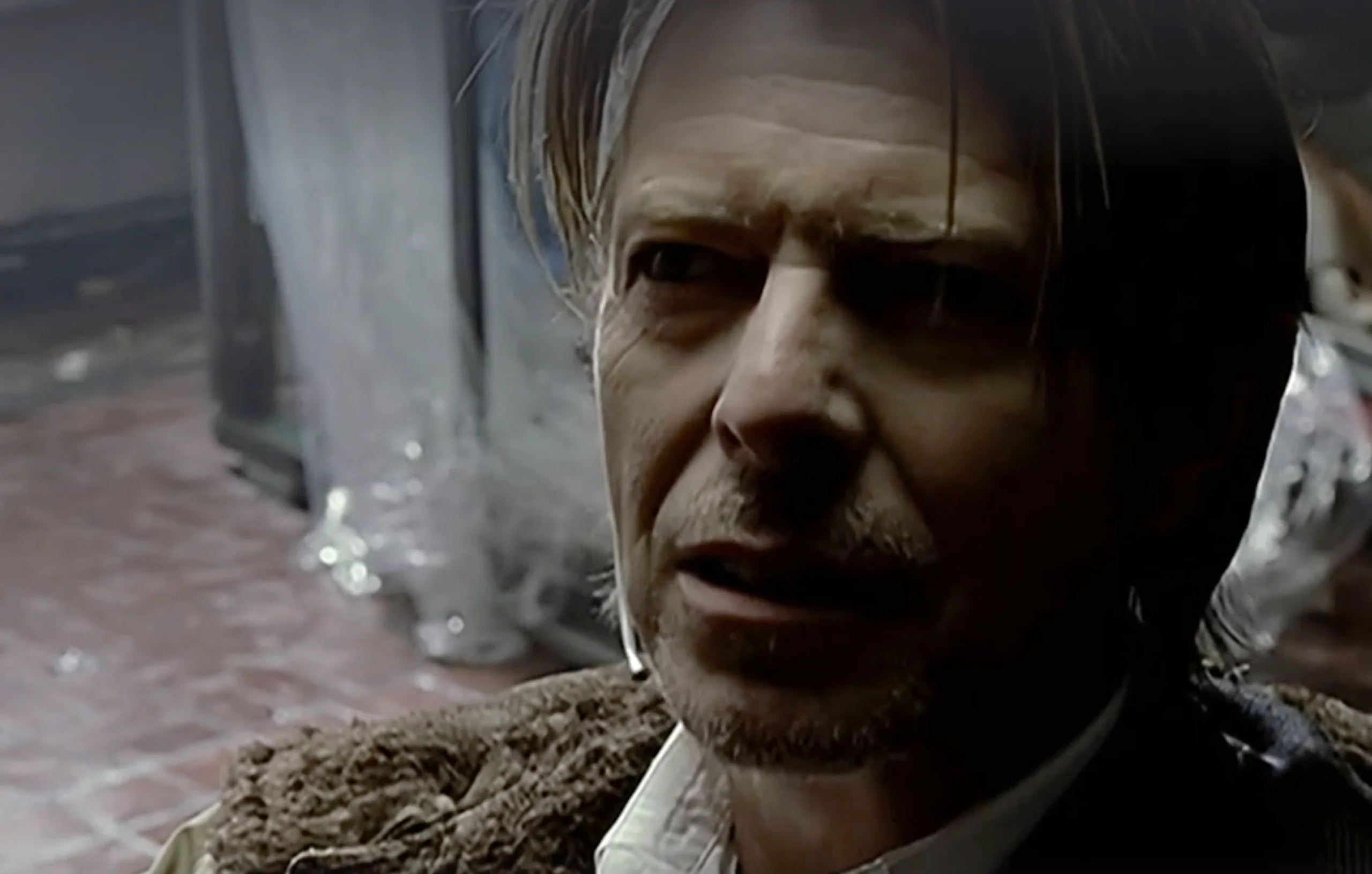 David Bowie in THE HUNGER (Credit: Showtime)