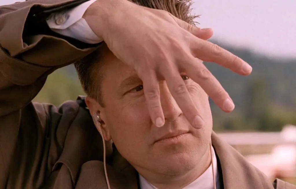 In TWIN PEAKS, David Lynch's Gordon Cole finds beauty among the bloodshed (Credit: Showtime)