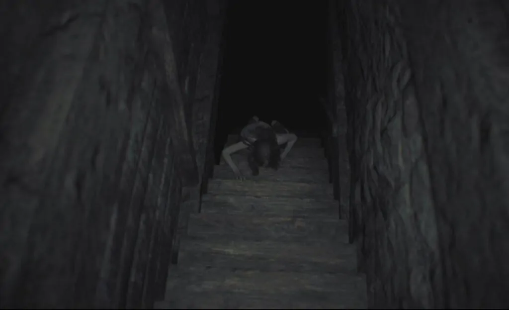 Mia Winters goes full JU-ON in RESIDENT EVIL BIOHAZARD (Credit: Capcom)