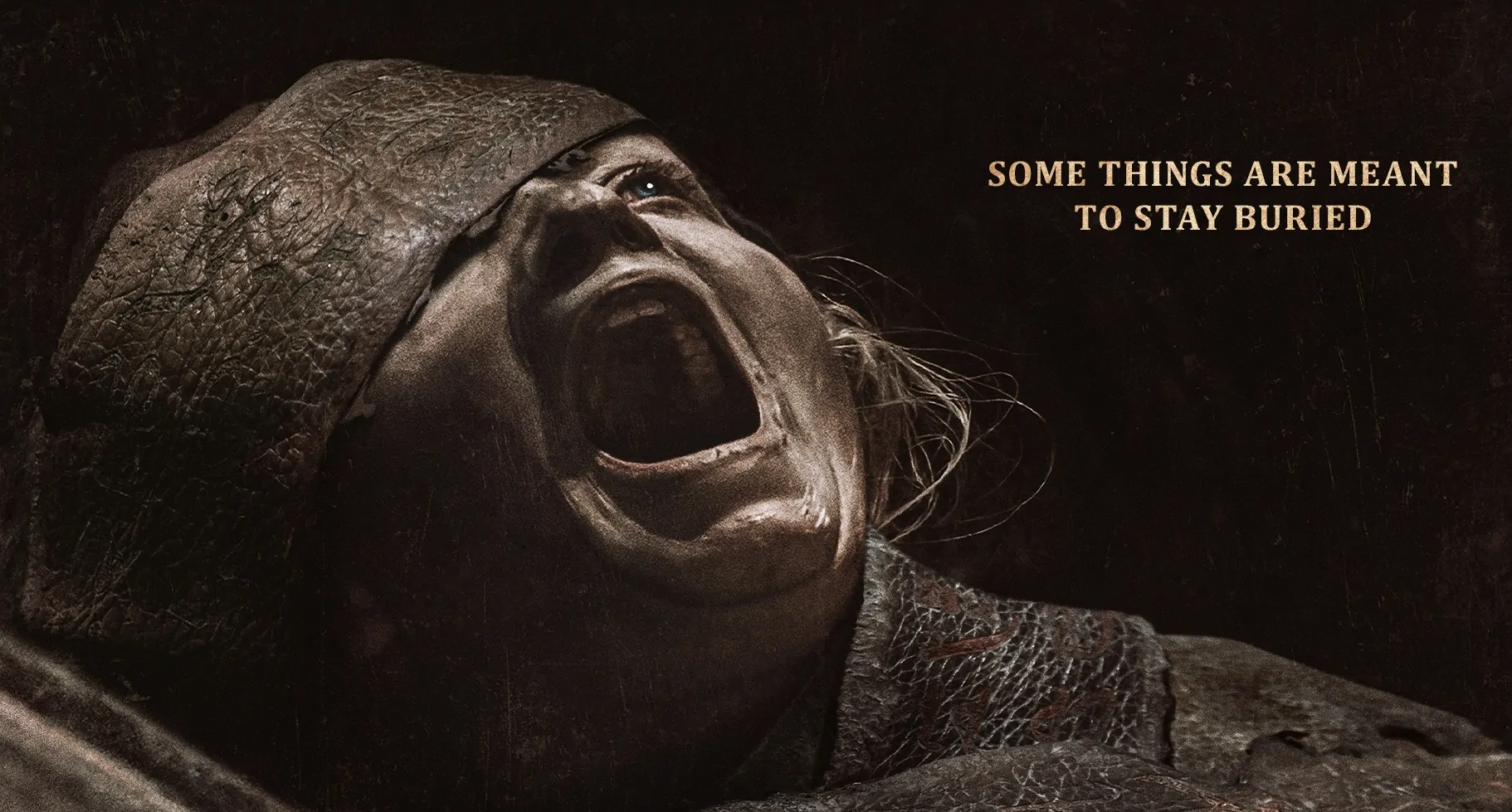 Lee Cronin's THE MUMMY Poster (Credit: Warner Bros.)