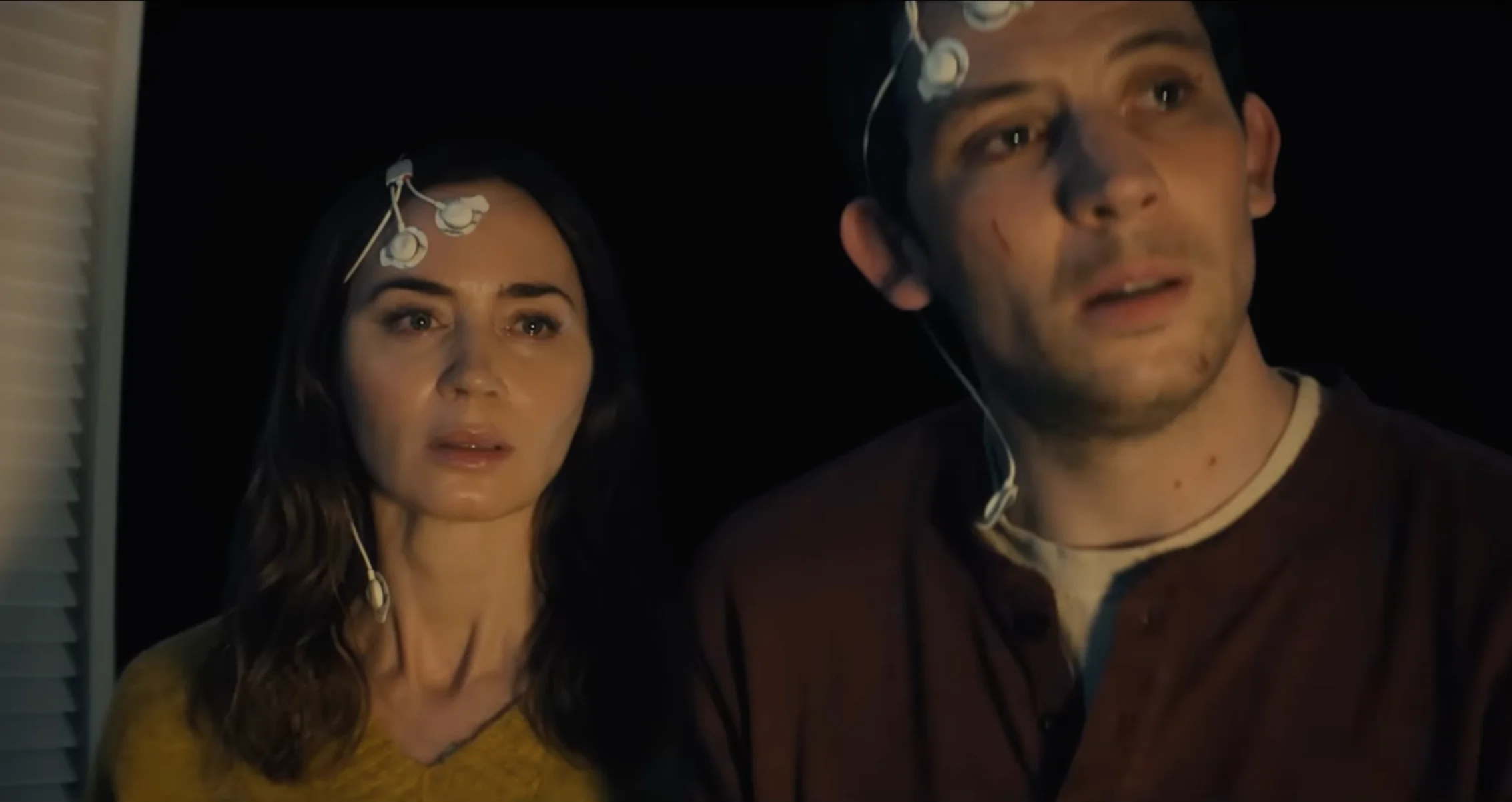 Emily Blunt and Josh O'Connor in Steven Spielberg's DISCLOSURE DAY (Credit: Universal Pictures)