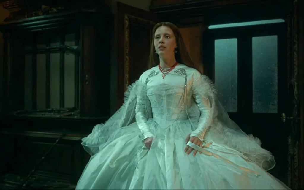 Mia Goth as Elizabeth Lavenza in Guillermo Del Toro's FRANKENSTEIN (Credit: Netflix)