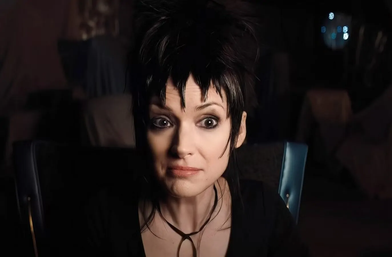 Winona Ryder as Lydia Deetz in Tim Burton's BEETLEJUICE BEETLEJUICE (Credit: Warner Bros. Pictures)