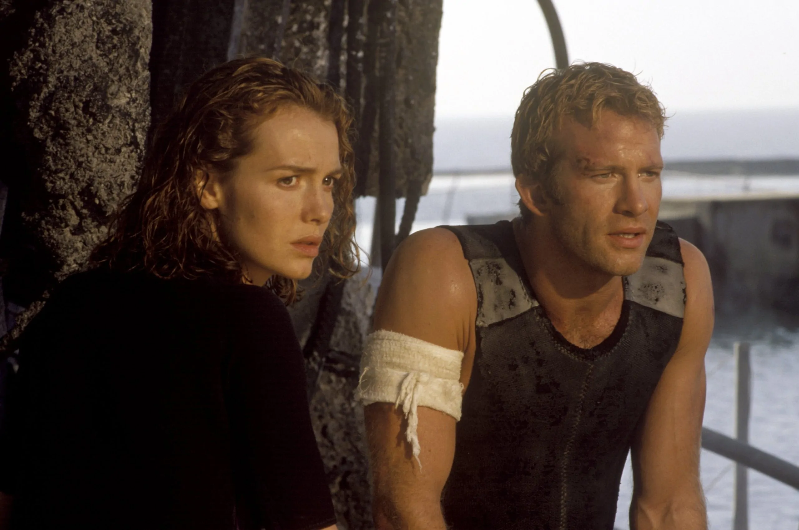 deep waterSaffron Burrows and Thomas Jane in DEEP BLUE SEA (Credit: Warner Bros.)