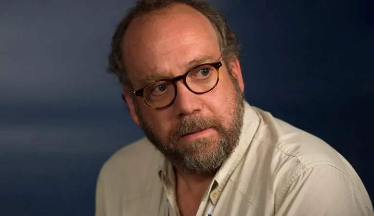 Paul Giamatti in SAN ANDREAS (Credit: Warner Bros.)