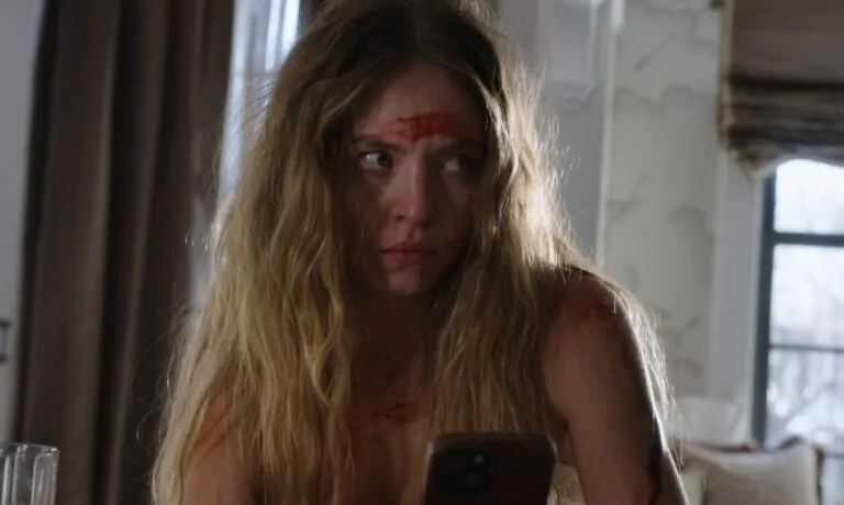 Sydney Sweeney in THE HOUSEMAID (Credit: Lionsgate)