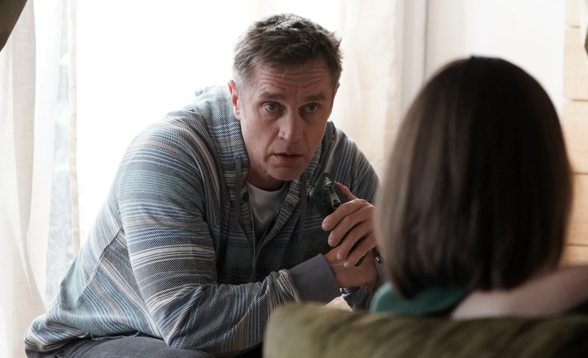 Devon Sawa in HELL MOTEL: MURDER AT RED MOUNTAIN (Credit: Shudder)