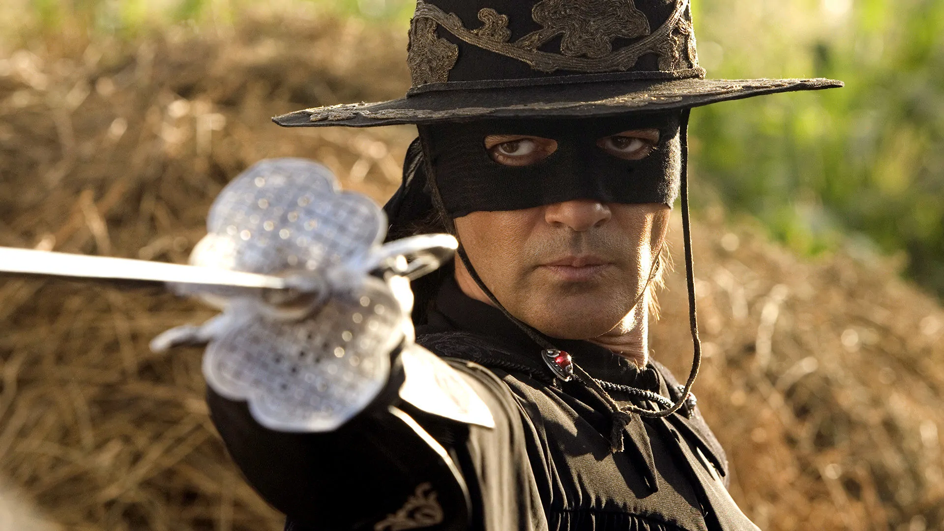 Antonio Banderas in THE LEGEND OF ZORRO (Credit: Sony Pictures)