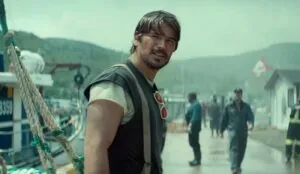 BELOW: Josh Hartnett Fights A Sea Creature In New Netflix Series Trailer