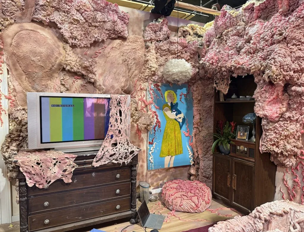 A better look at the "flesh apartment."